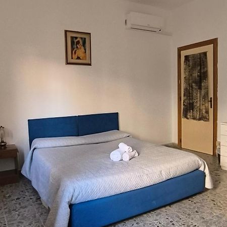 B&B Argentiera 12 Cagliari Bagian luar foto