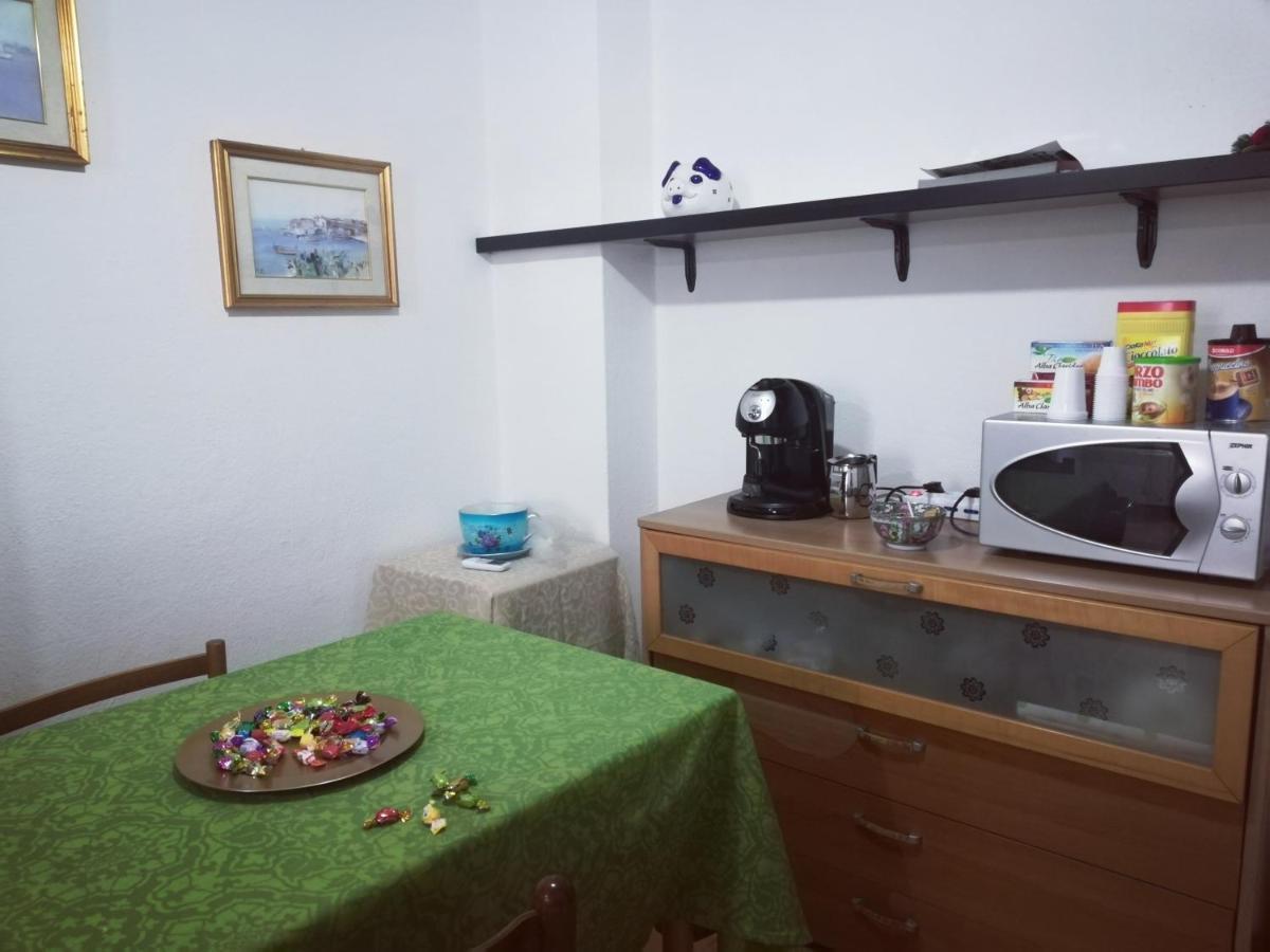 B&B Argentiera 12 Cagliari Bagian luar foto