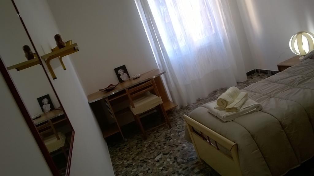 B&B Argentiera 12 Cagliari Bagian luar foto
