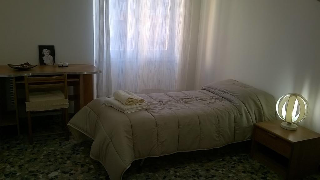 B&B Argentiera 12 Cagliari Ruang foto